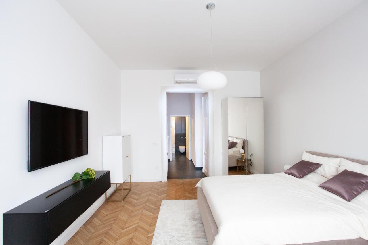 Real Deluxe Next To Danube Lägenhet Budapest Exteriör bild